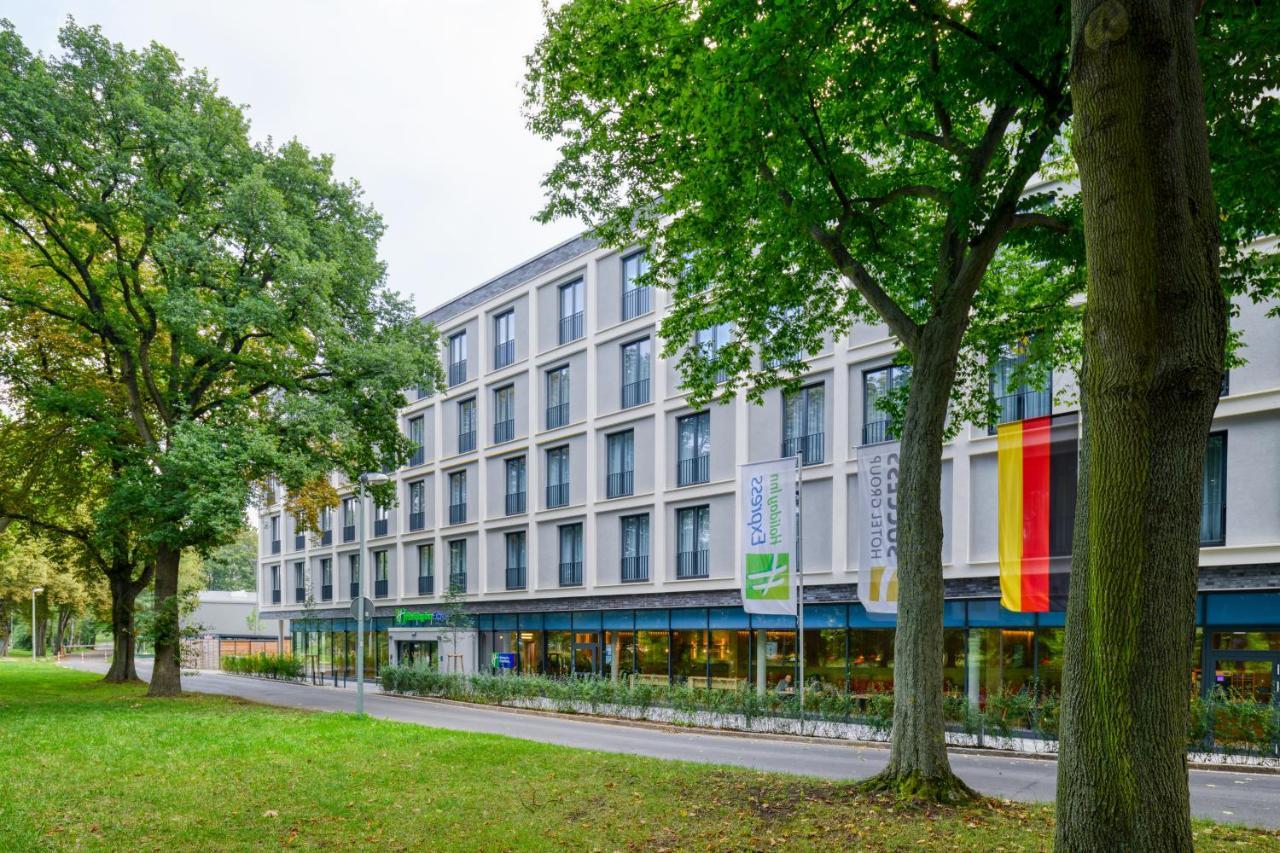 Holiday Inn Express - Goettingen, an IHG Hotel Göttingen Exterior foto